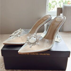 Lulus Gold Glamorous Heels with Rhinestone Embellishment